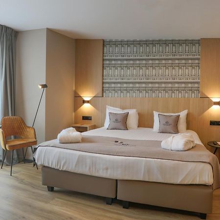 Hotel Quartier Latin Marche-en-Famenne Esterno foto