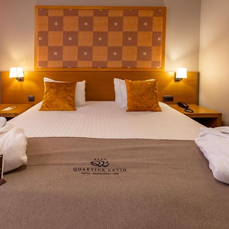 Hotel Quartier Latin Marche-en-Famenne Esterno foto